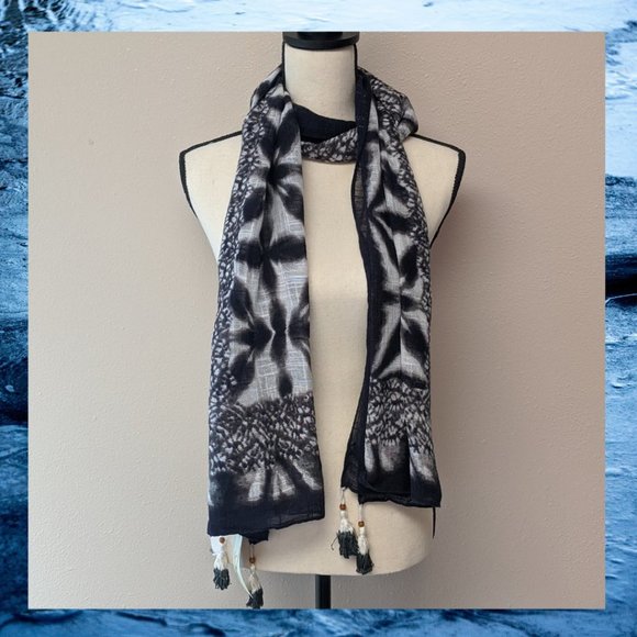 COLLECTION XIIX BLACK CADRIA WRAP SCARF TASSLES - Picture 1 of 15